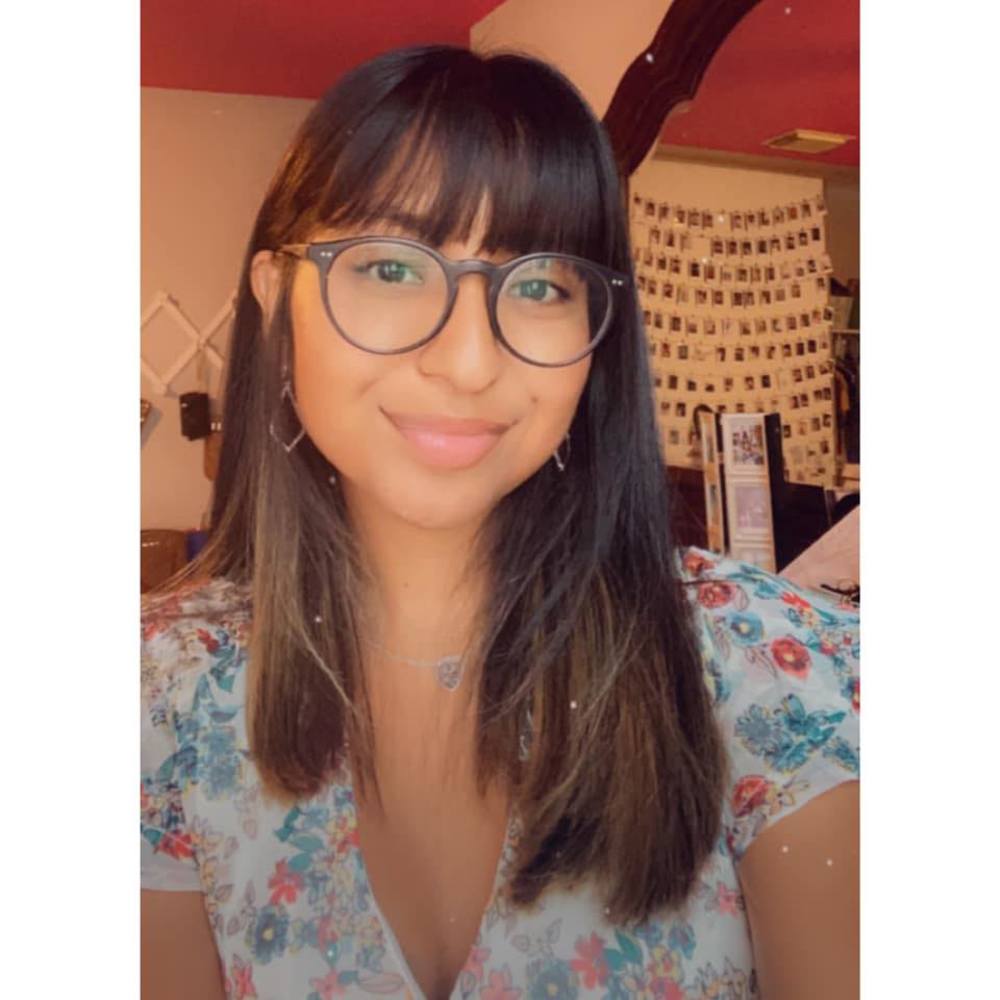 Meet your Posher, Alma